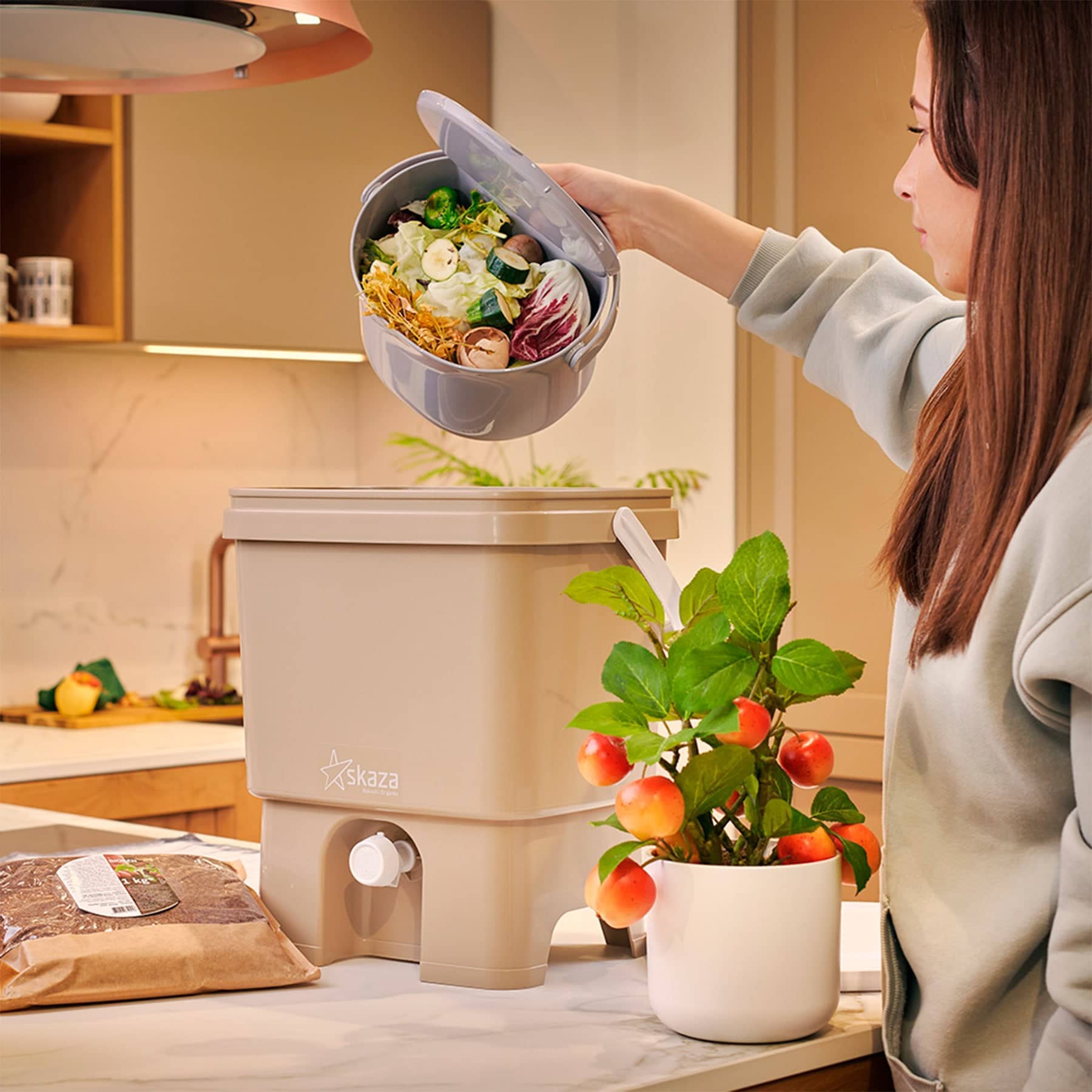 Organko Daily biojäätmete prügikast must 3,3 L - Koduwärk